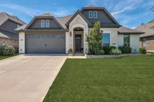 334 Sahara Dr, Waxahachie, TX 75165 - Photo 1