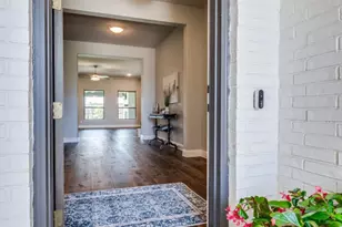 334 Sahara Dr, Waxahachie, TX 75165 - Photo 3
