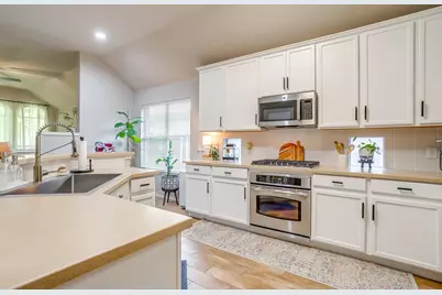3925 Glenwyck Drive, North Richland Hills, TX 76180 - Photo 9