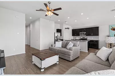 752 Ruellia Street, Weatherford, TX 76086 - Photo 5