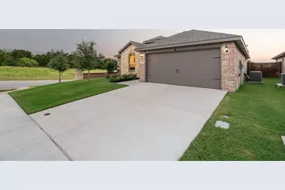 752 Ruellia Street, Weatherford, TX 76086 - Photo 33