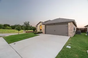 752 Ruellia St, Weatherford, TX 76086 - Photo 33
