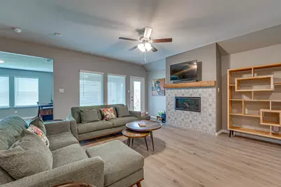 8426 Slowburn Drive, Garland, TX 75043 - Photo 3