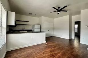 512 Daughtrey Ave, Waco, TX 76706 - Photo 3