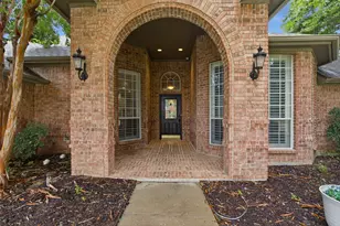 1109 Brook Arbor Dr, Mansfield, TX 76063 - Photo 3