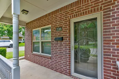 226 Gordon Street, Gainesville, TX 76240 - Photo 33