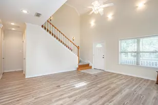 226 Gordon St, Gainesville, TX 76240 - Photo 9