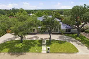 10254 Epping Ln, Dallas, TX 75229 - Photo 27