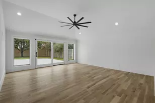 10254 Epping Ln, Dallas, TX 75229 - Photo 9