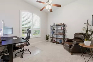 4637 Seabiscuit St, Carrollton, TX 75010 - Photo 9