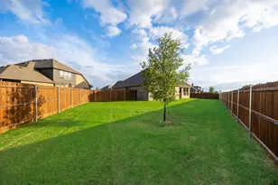1802 Golden Mdw Ct, Cleburne, TX 76033 - Photo 33