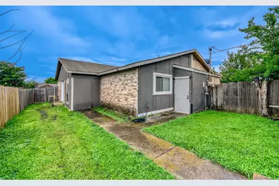 1443 Brook Meadow Circle, Lancaster, TX 75134 - Photo 25