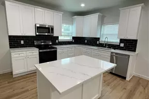 524 W Florence St, Denison, TX 75020 - Photo 5