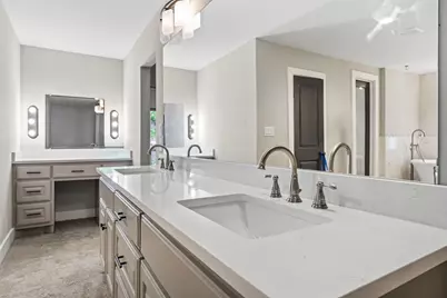 1810 Waterwood Drive, Arlington, TX 76012 - Photo 17