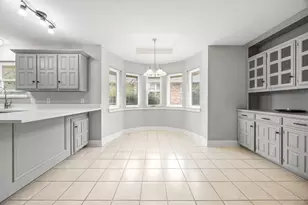 1810 Waterwood Dr, Arlington, TX 76012 - Photo 9