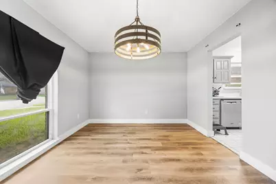1810 Waterwood Drive, Arlington, TX 76012 - Photo 21