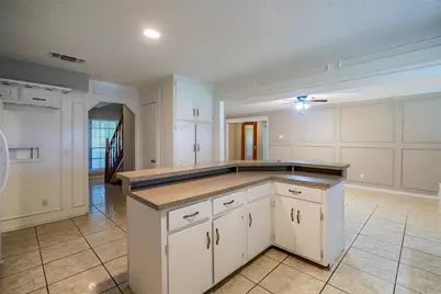 4212 Village Green Drive, Irving, TX 75038 - Photo 5