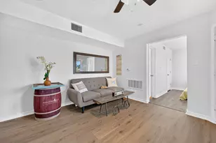 9829 Walnut St, Dallas, TX 75243 - Photo 15