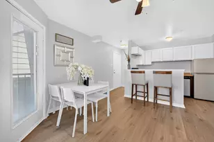 9829 Walnut St, Dallas, TX 75243 - Photo 13