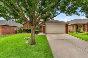 8421 Cactus Flower Dr, Fort Worth, TX 76131 - Photo 1