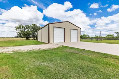 609 County Road 2421, Como, TX 75431 - Photo 37