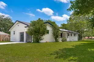 1112 Karla Dr, Hurst, TX 76053 - Photo 3