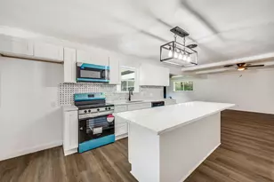 1112 Karla Dr, Hurst, TX 76053 - Photo 13