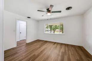 1112 Karla Dr, Hurst, TX 76053 - Photo 19