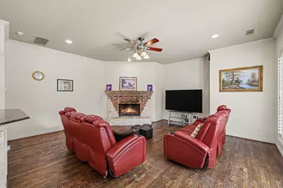 195 Chaucer Court, Coppell, TX 75019 - Photo 13