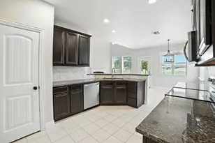 2404 Sabine Cir, Royse City, TX 75189 - Photo 9