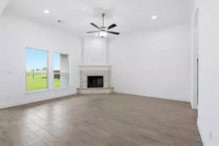 1512 Oleander Dr, Tolar, TX 76476 - Photo 9