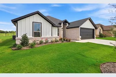 1512 Oleander Drive, Tolar, TX 76476 - Photo 3
