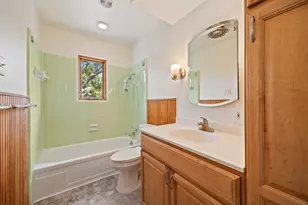 1305 Atlanta Dr, Irving, TX 75062 - Photo 11