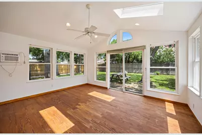 1305 Atlanta Drive, Irving, TX 75062 - Photo 7