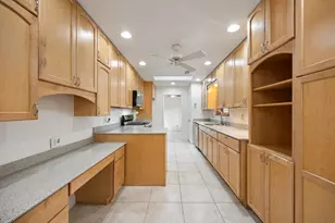 1305 Atlanta Dr, Irving, TX 75062 - Photo 23
