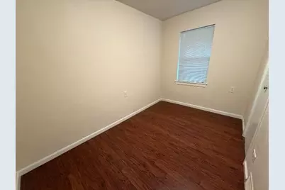1218 N Center Street, Arlington, TX 76011 - Photo 9