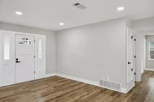 8635 Strathmore Dr, Dallas, TX 75238 - Photo 9