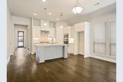 4521 Tall Knight Lane, Carrollton, TX 75010 - Photo 5