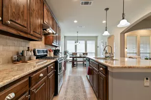 2504 Scotti St, Lewisville, TX 75056 - Photo 7