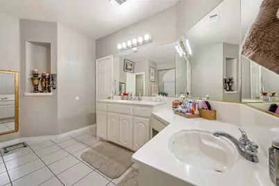 4703 Enchanted Bay Boulevard, Arlington, TX 76016 - Photo 17