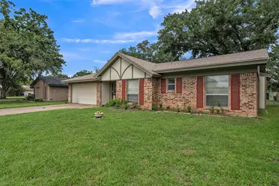 205 Mountain View Drive, Azle, TX 76020 - Photo 3