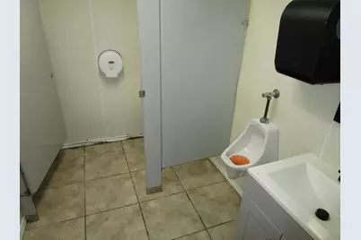 106 E Hayes Street, Savoy, TX 75479 - Photo 11