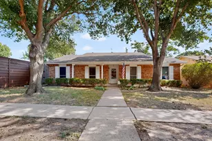 10254 Catalpa Rd, Dallas, TX 75243 - Photo 1