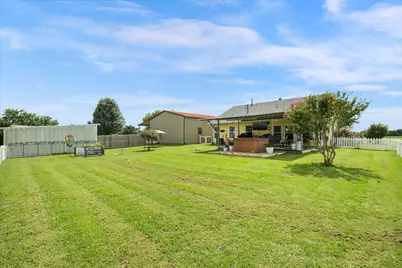1028 Fm 1566 W, Celeste, TX 75423 - Photo 9
