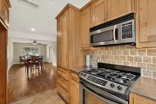 606 S Waterview Dr, Richardson, TX 75080 - Photo 15
