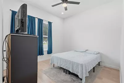 1805 San Antonio Street, Grand Prairie, TX 75051 - Photo 5