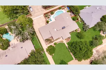 3923 Weeburn Drive, Dallas, TX 75229 - Photo 31