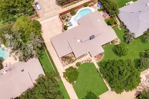 3923 Weeburn Dr, Dallas, TX 75229 - Photo 31