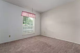 2930 Duff Dr, Arlington, TX 76013 - Photo 9
