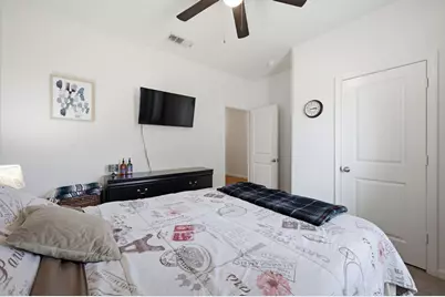 405 Willow Creek Drive, Glenn Heights, TX 75154 - Photo 19